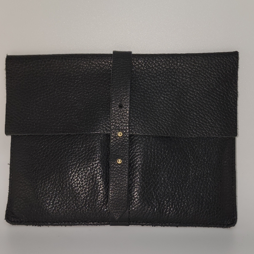 Cuyana Black Leather Envelope Clutch
